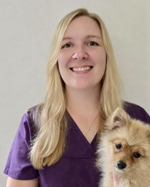 Raeisa, Veterinarian at CQ Animal Emergency